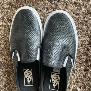 Brand New Vans Black Miles